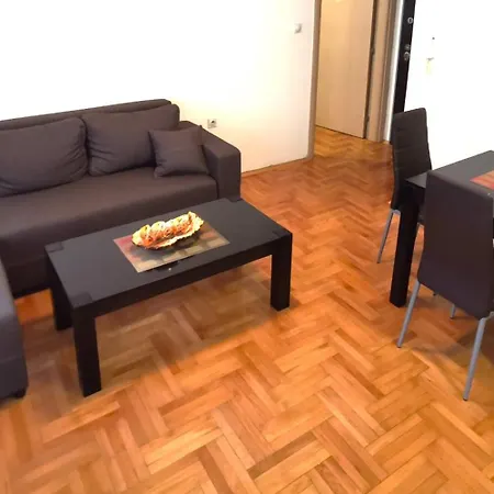 Ballet Apartament - 2 Skopje Extérieur photo